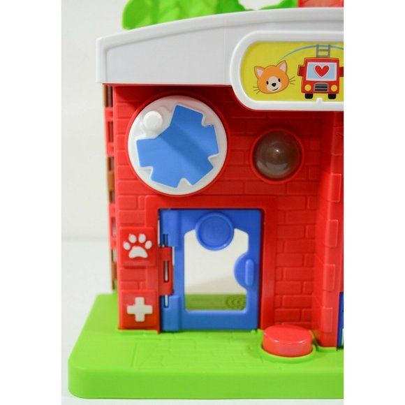 Fisher Price Little People Animal Rescue Adoption Center Playset Toy Incomplete - Picture 7 of 12